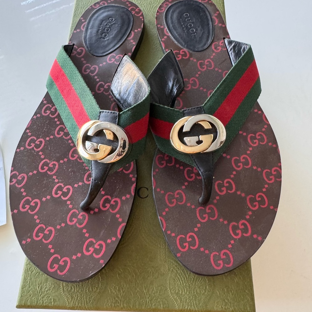 Gucci Kika Sandal - size 41